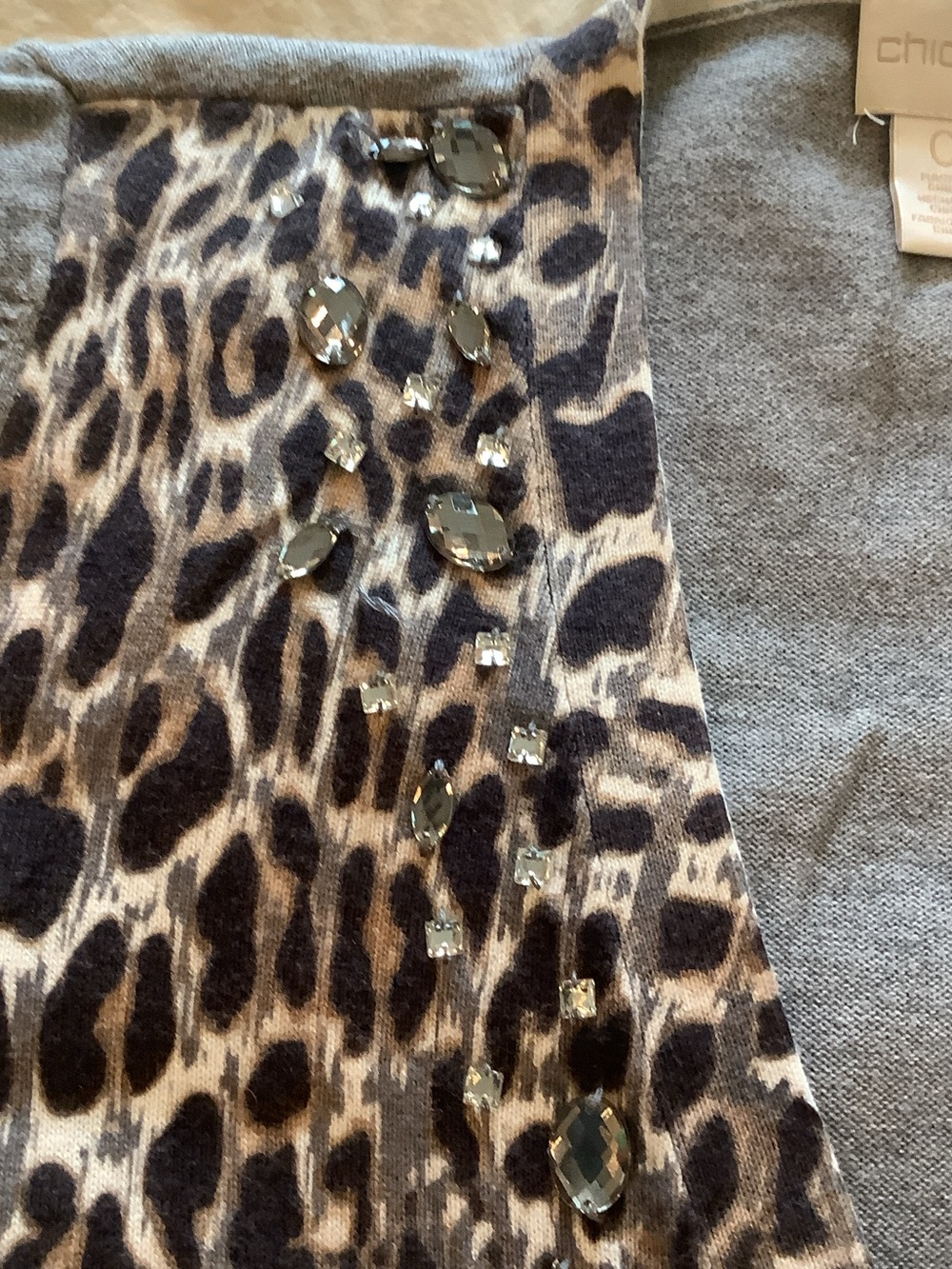 Chico's Gray Knit Top with Logo Tag - Picture 7 of 8